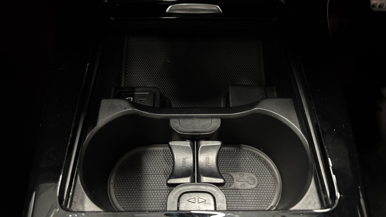 Mercedes-Benz CLA 250e AMG Line Premium Plus 4dr Tip Auto Saloon